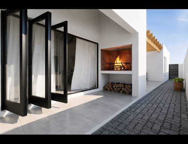 3 BEDROOM HOUSE FOR SALE IN LAGUNA